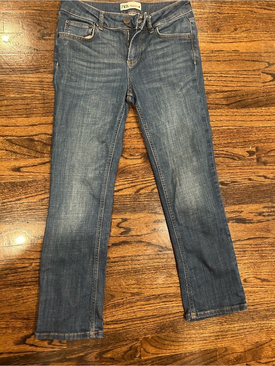 Zara Denim - ZARA Women's Mid Blue Straight Leg Jeans